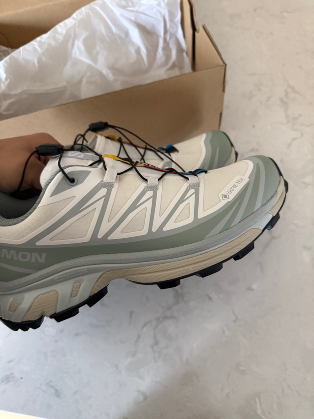 Salomon White/Green Milieu Goretex - Picture 4 of 6